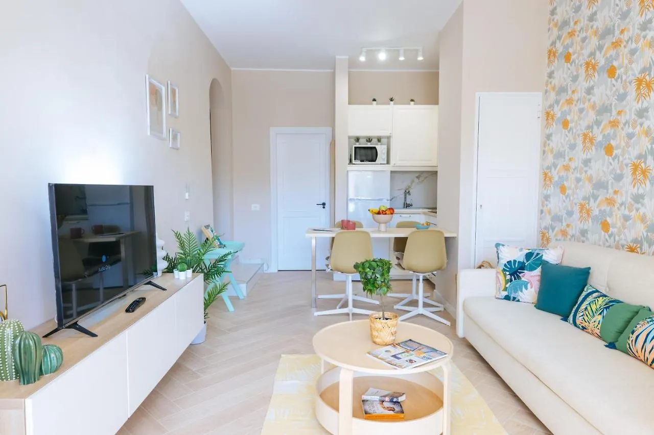 Amazing Renovated Pool View Apartment, 2 Min To Fanabe Beach Costa Adeje  Costa Adeje (Tenerife)