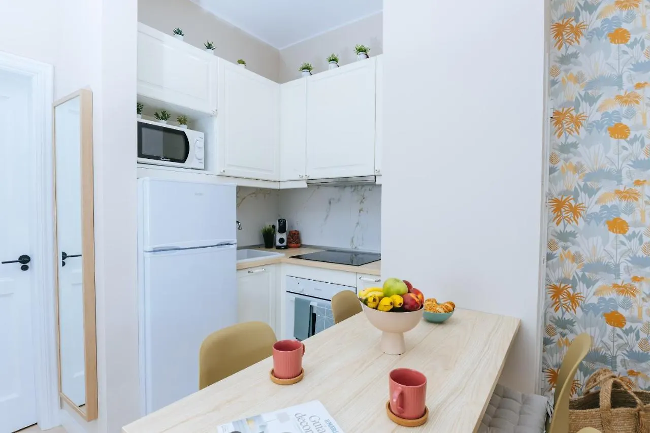 Amazing Renovated Pool View Apt, Aircon, 2 Min To Fanabe Beach Apartment