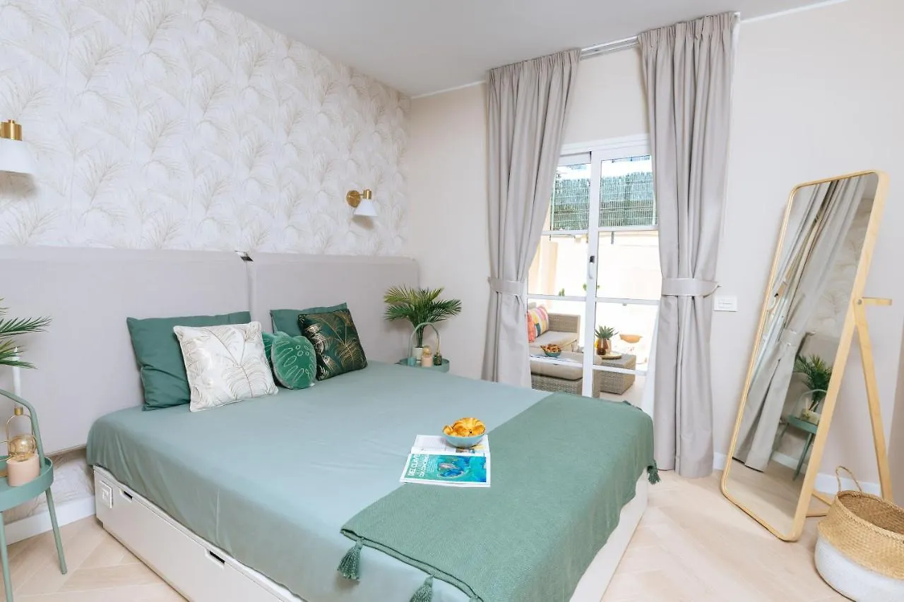 Amazing Renovated Pool View Apt, Aircon, 2 Min To Fanabe Beach