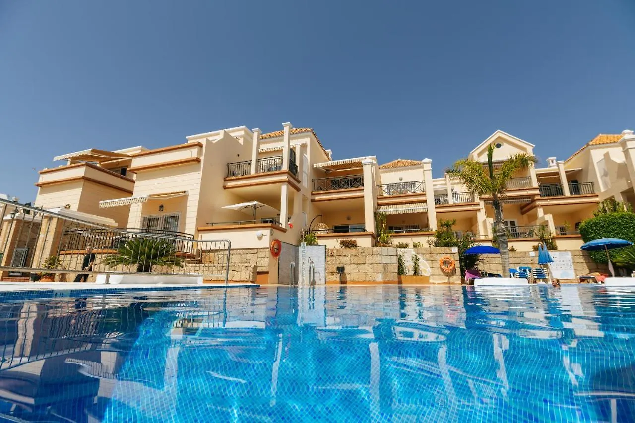 Apartment Amazing Renovated Pool View Apt, Aircon, 2 Min To Fanabe Beach